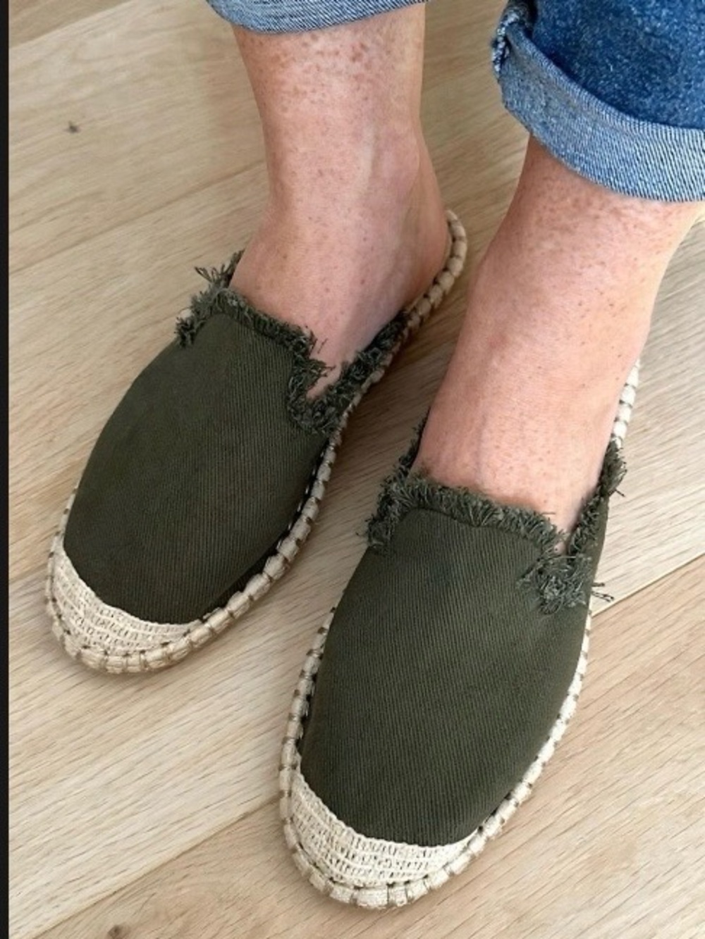Charlie Paige Army Green Espadrille Slip-On Shoes with Pearl like trim Size 8.